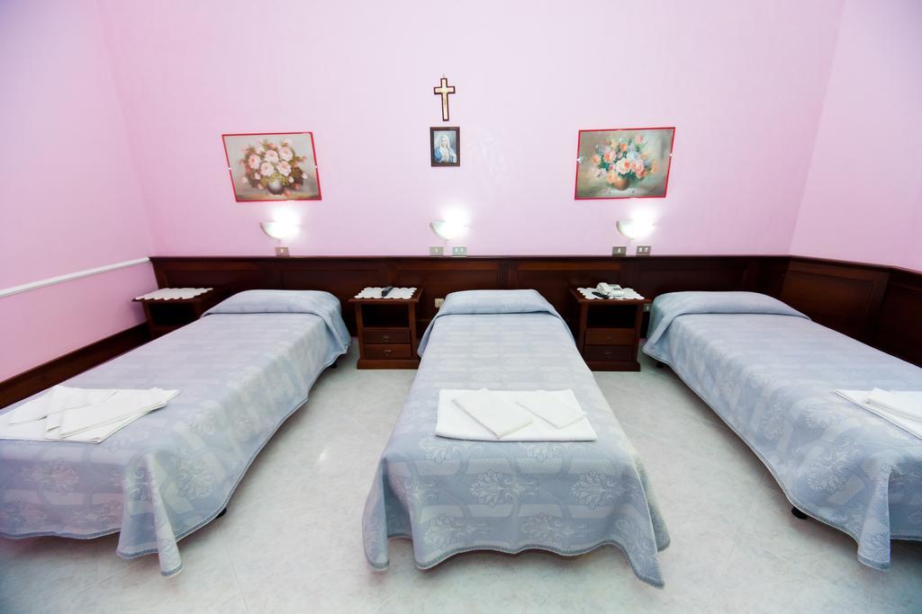 Bed & Breakfast Maria Cristina Brando 3*