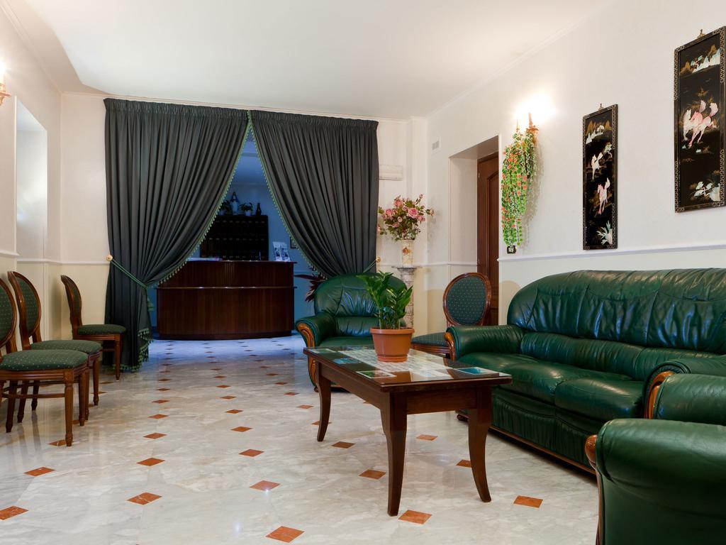 Maria Cristina Brando 3* Roma