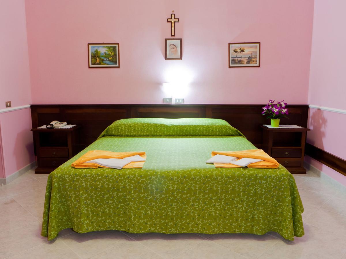 Maria Cristina Brando Bed & Breakfast 3*